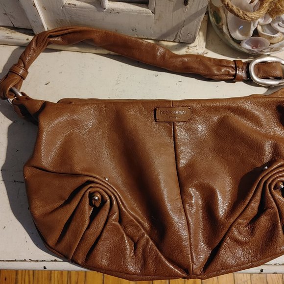 Yves Saint Laurent handbag - Picture 9 of 9